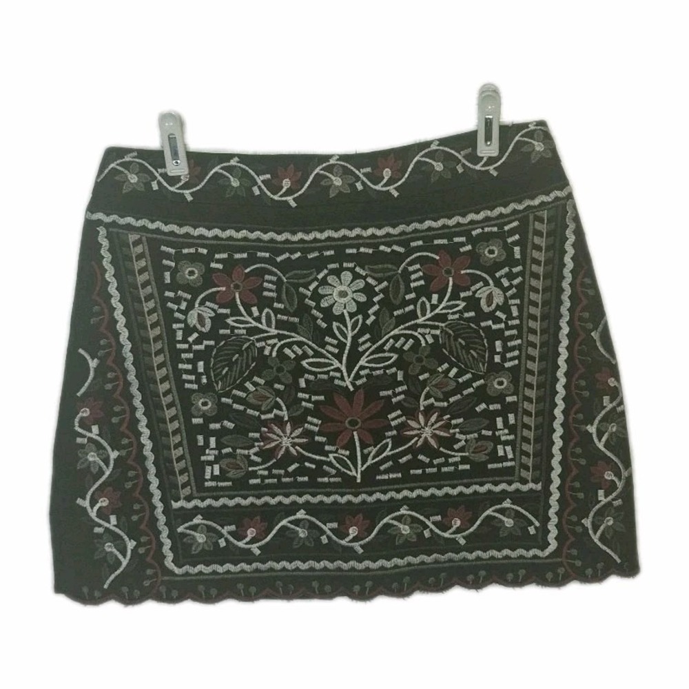 Mi Ami Francescas Olive Green Embroidered Floral Skirt Sz M Bohemian Festival